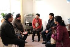 集團(tuán)黨委、工會(huì)陪同市住建委領(lǐng)導(dǎo)開展年終慰問活動(dòng)