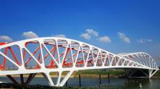南京青奧體育公園——跨河景觀橋